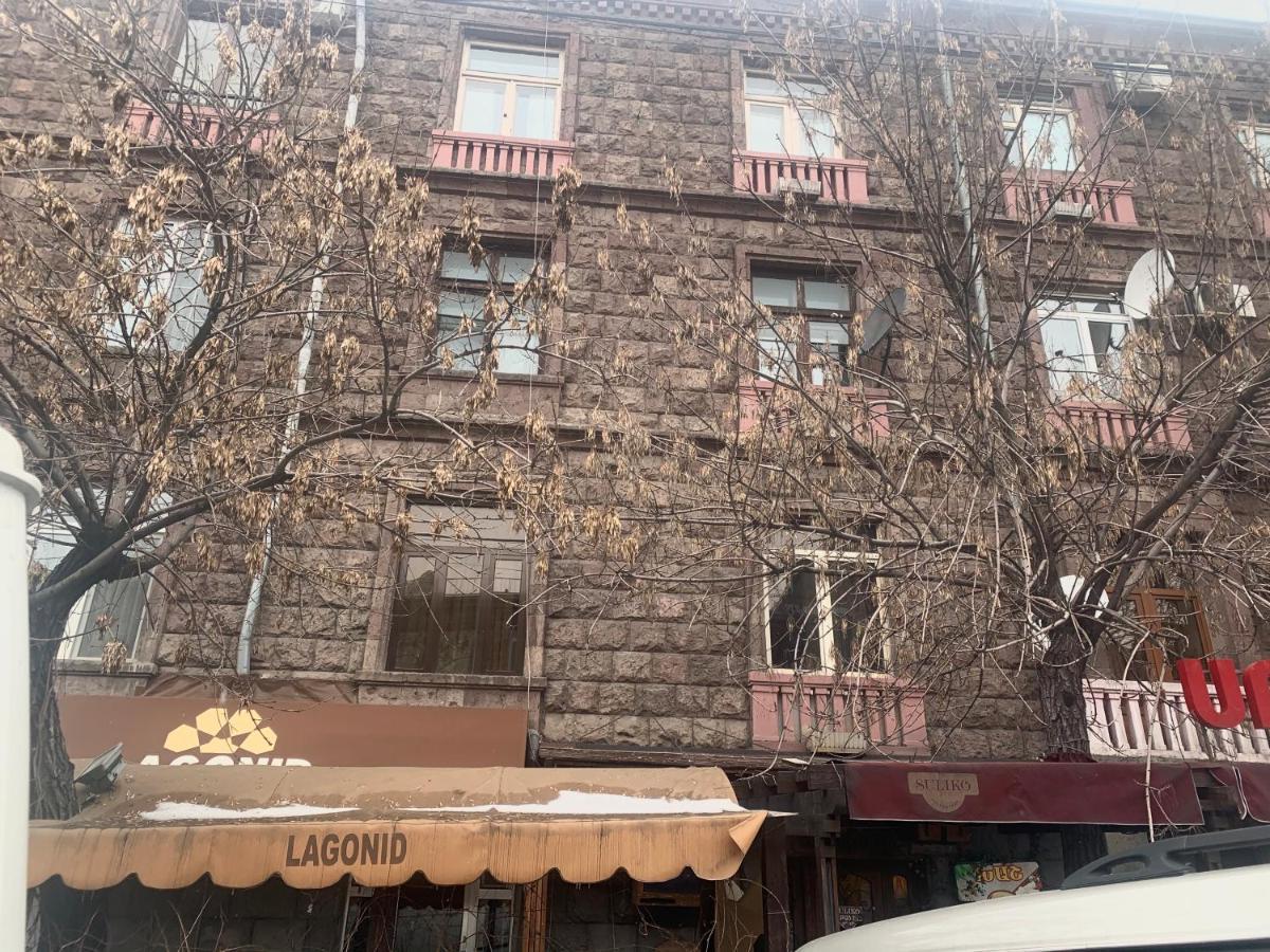 Nalbandyan 37 Апартаменты Yerevan Exterior photo